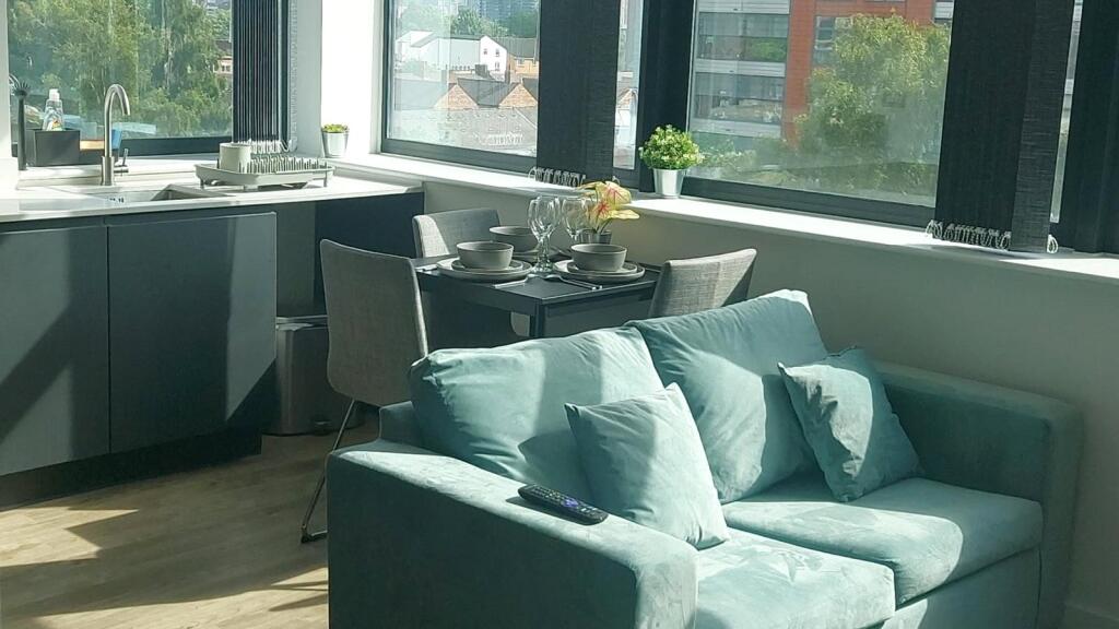 Seymour Grove, Manchester, Greater Manchester, M16 photo 3