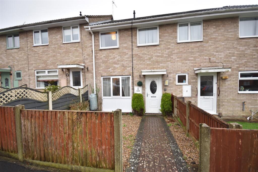 Main image of property: Clare Close, Lincoln