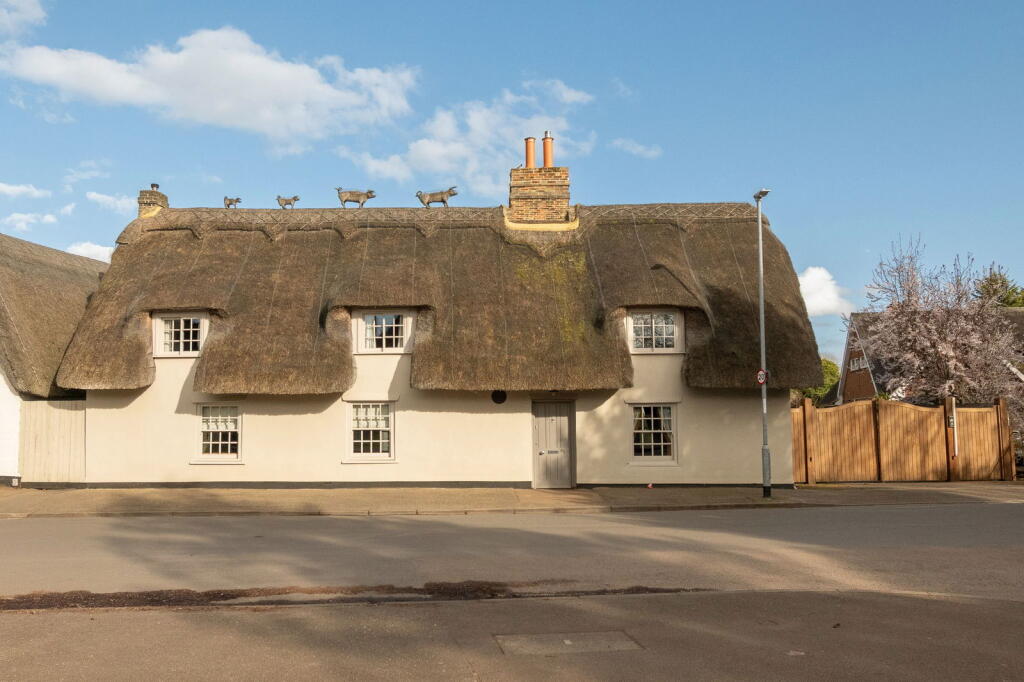 Main image of property: Station Road, Impington, Cambridge, CB24 9NP