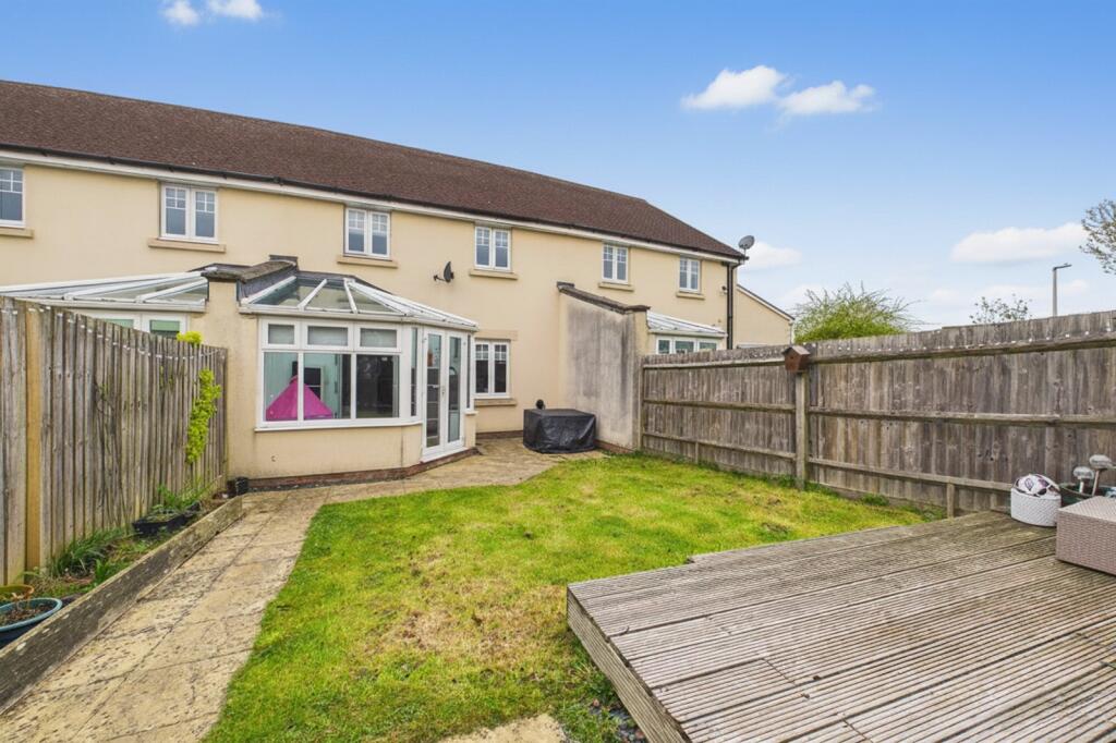 House in Wokingham - View 2