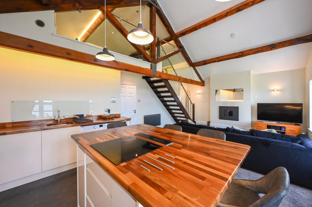 Apartment in Sefton, Liverpool City Region - View 6