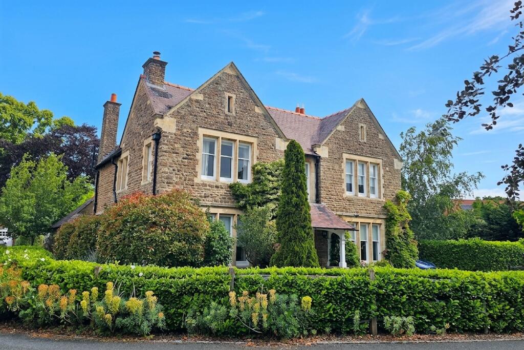 Main image of property: Belwether House, The Croft, Marcham, OX13