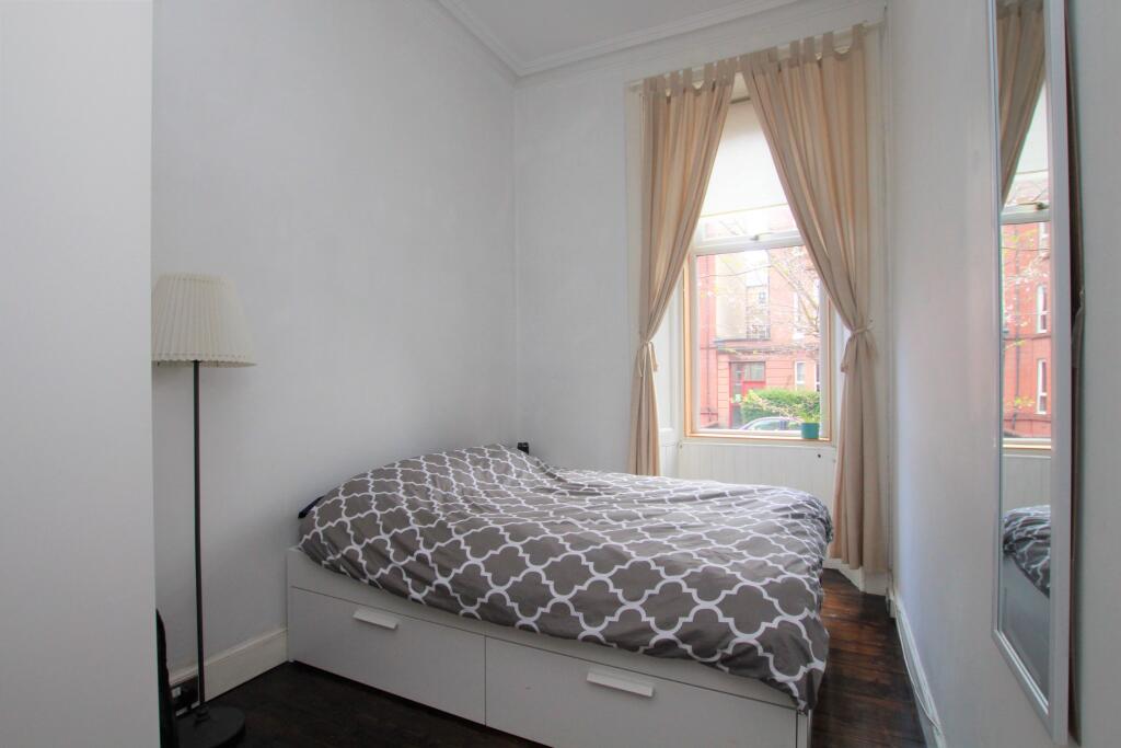 Apartment in Glasgow - View 4