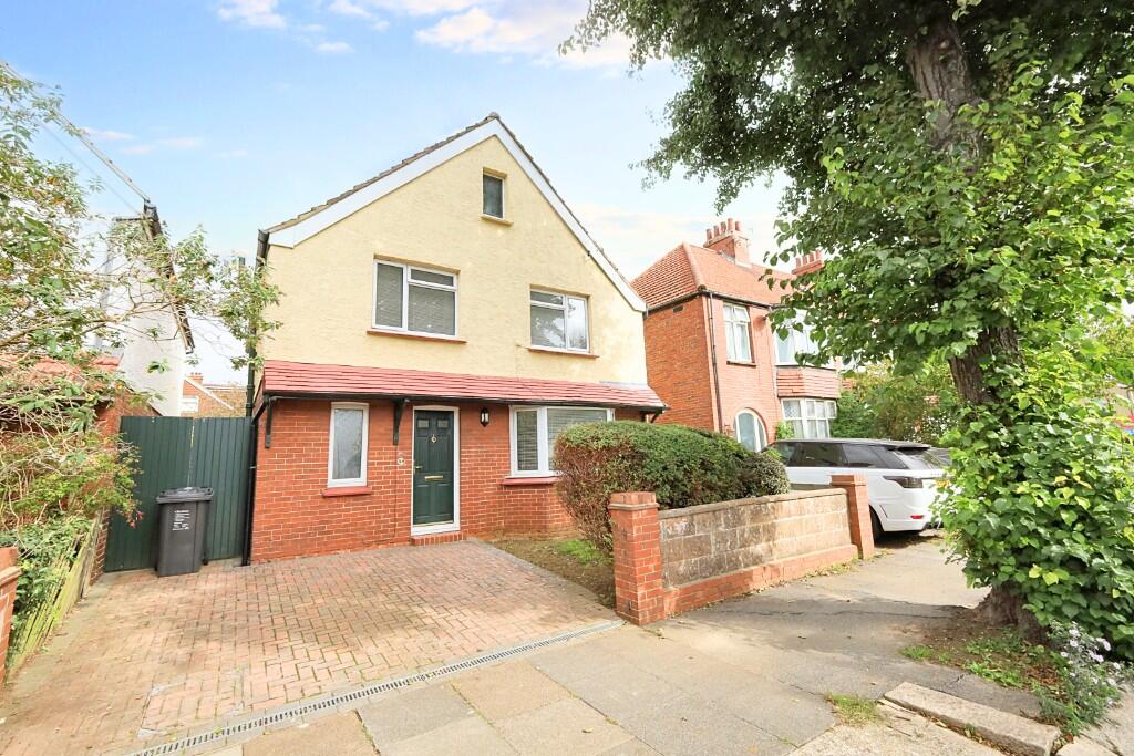 3-bed detached on Hallyburton Road, Hove, East Sussex, BN3, £600,000