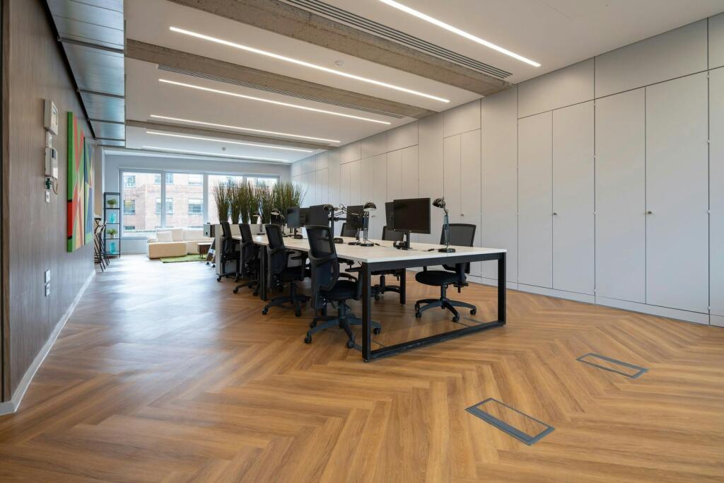 Desk Area