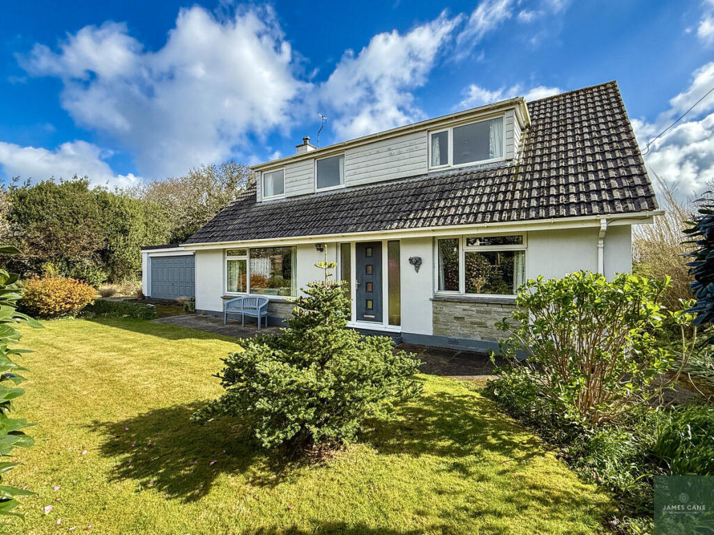 Main image of property: Goonpiper, Feock, TR3