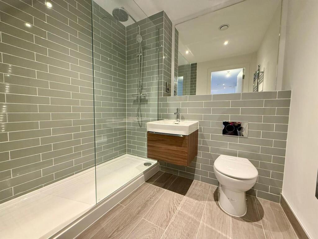 Apartment in Derby - View 5