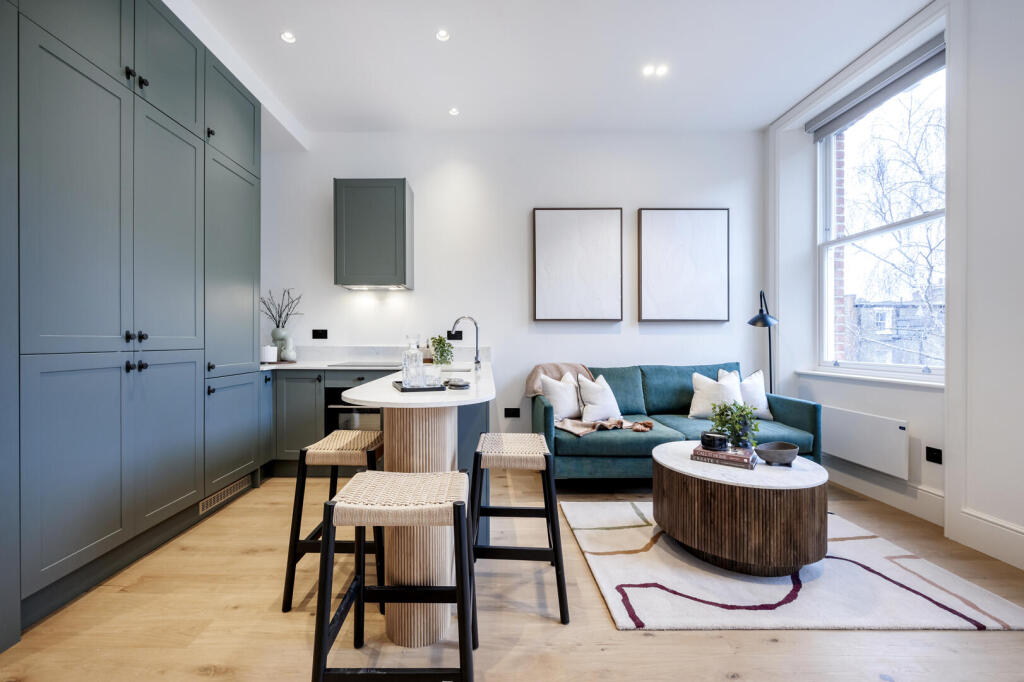 Main image of property: Flat 12, 42 Nevern Square