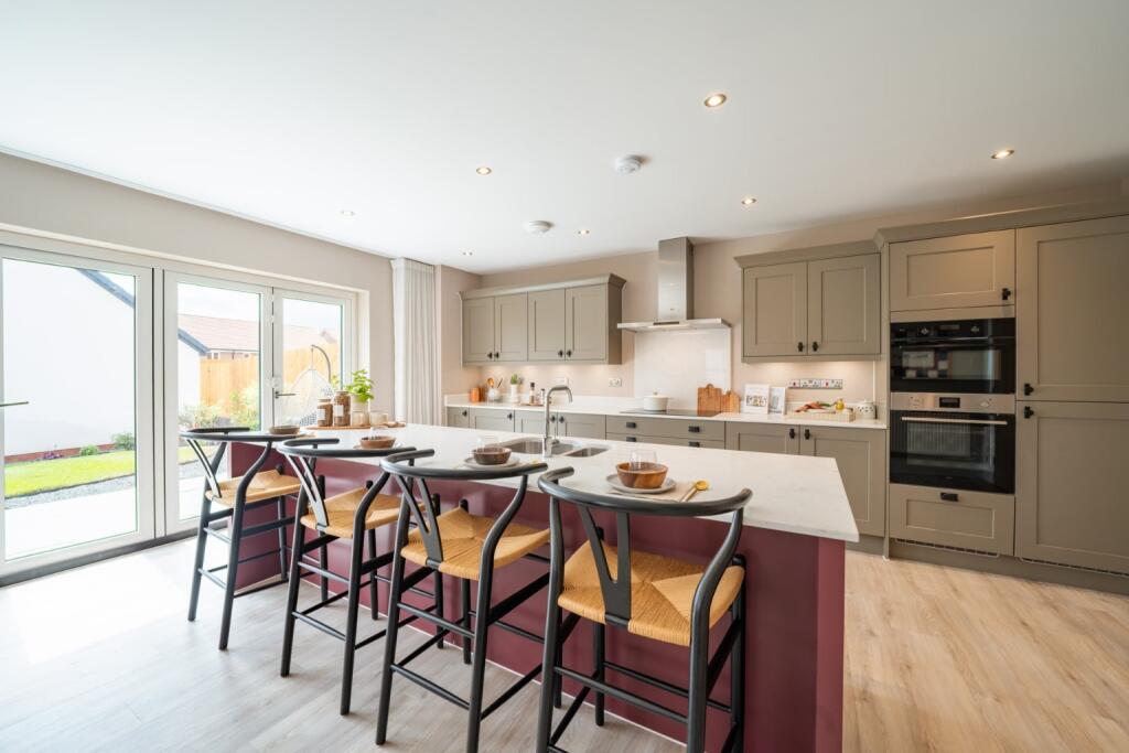 House in Taunton, Monkton Heathfield - View 4