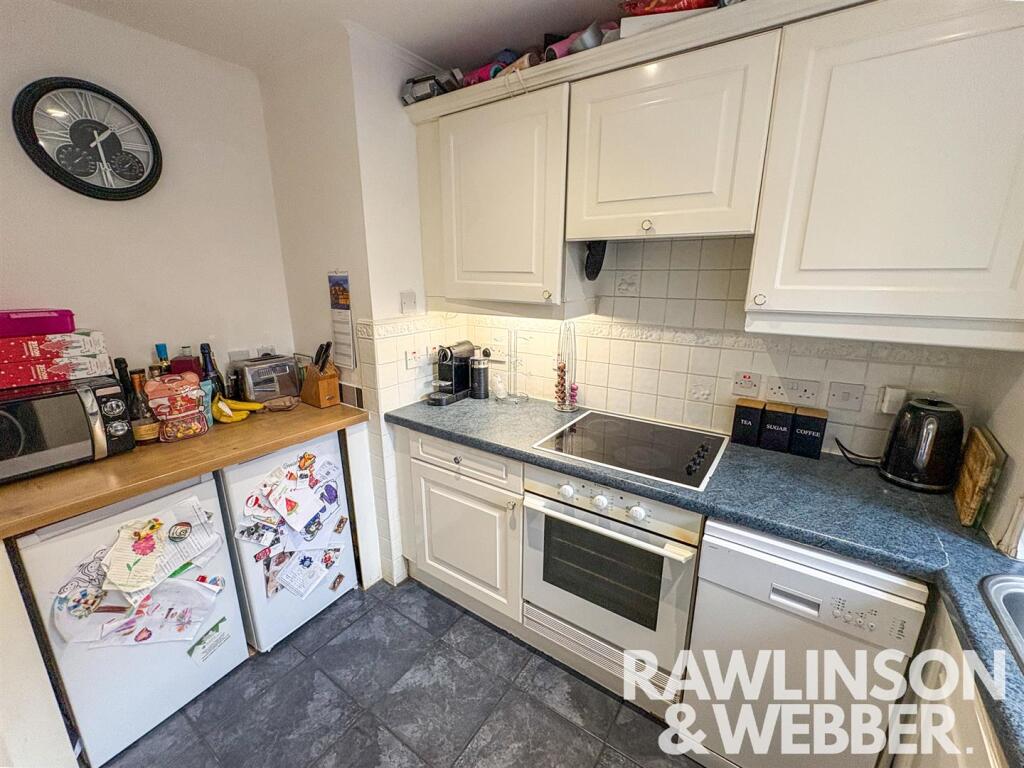 House in Kingston upon Thames - View 5