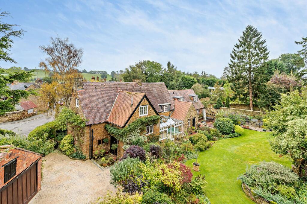 Main image of property: Parsons Street, Woodford Halse, NN11