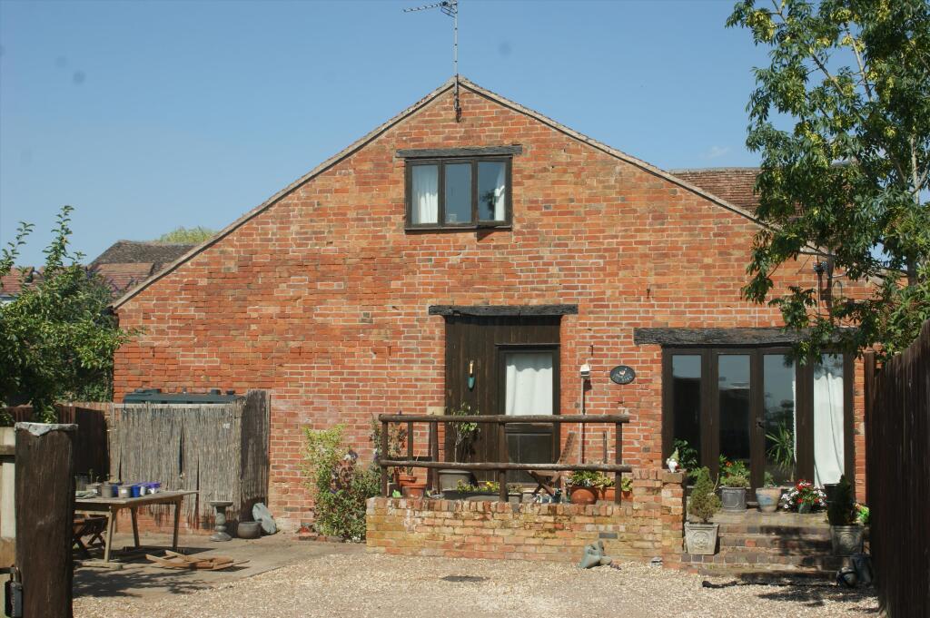 3-bed house on Mousley End, Hatton, Warwickshire, CV35, £975,000