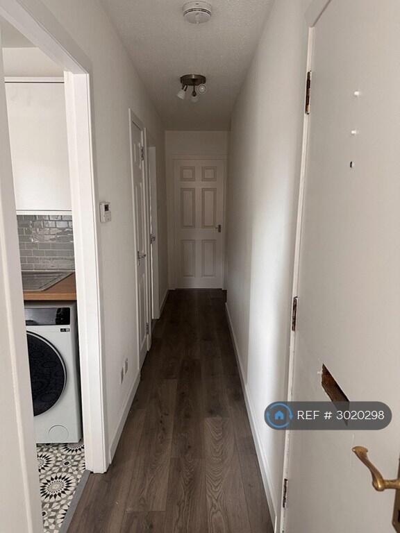 Apartment in Falkirk - View 3