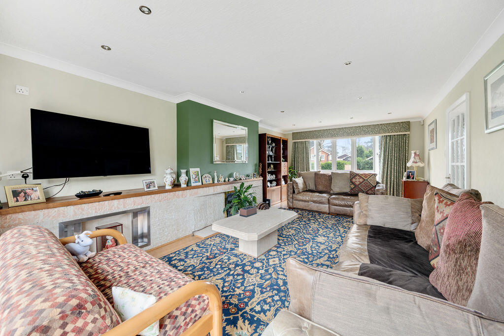 St Georges Road West, Bickley, Bromley photo 3