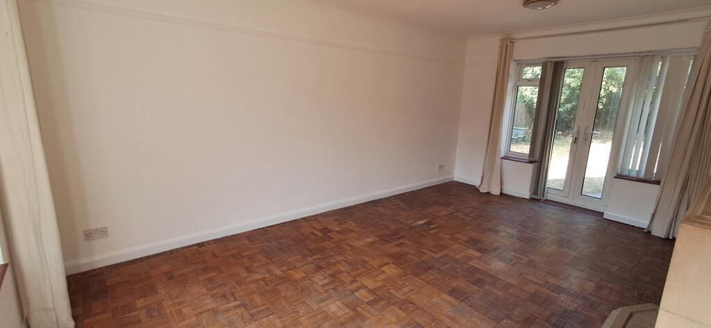 House in Watford - View 3