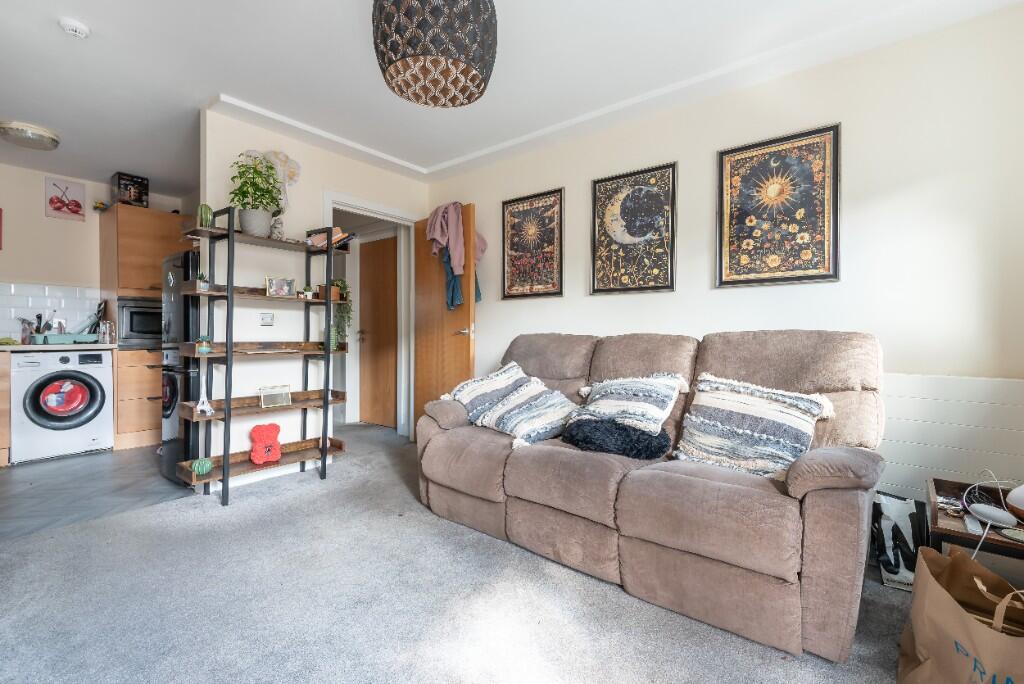 Apartment in Hull, Old Town - View 2