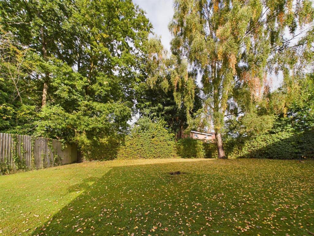 Additional image 9 of 94 Kendal Grove Solihull B92 0PS