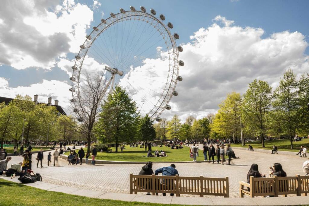 Main image of property: Casson Square, Waterloo