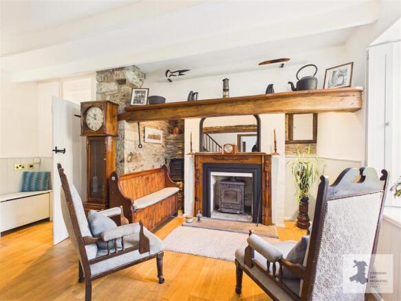 Weavers sitting room