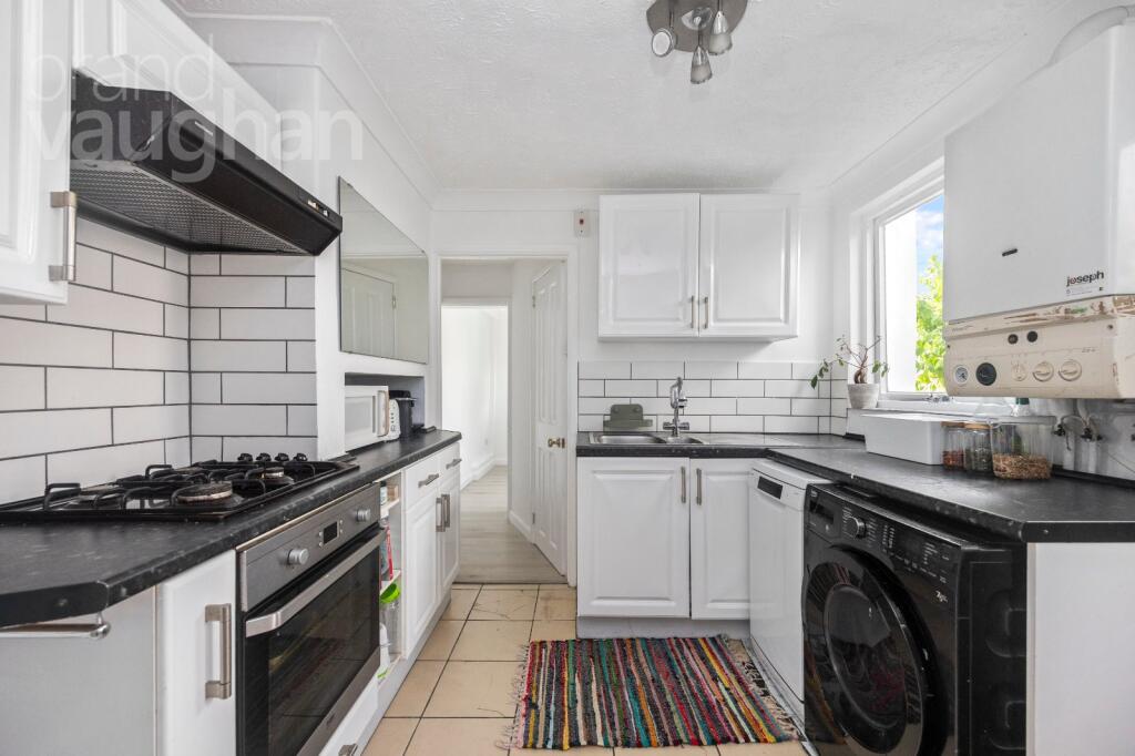 Brooker Street, Hove, BN3 - More