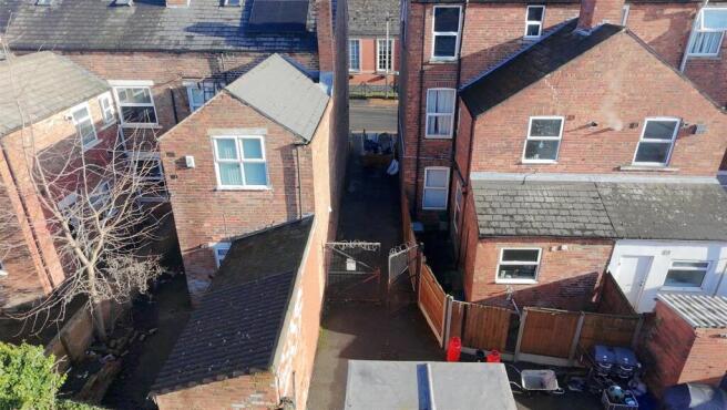 2.jpeg