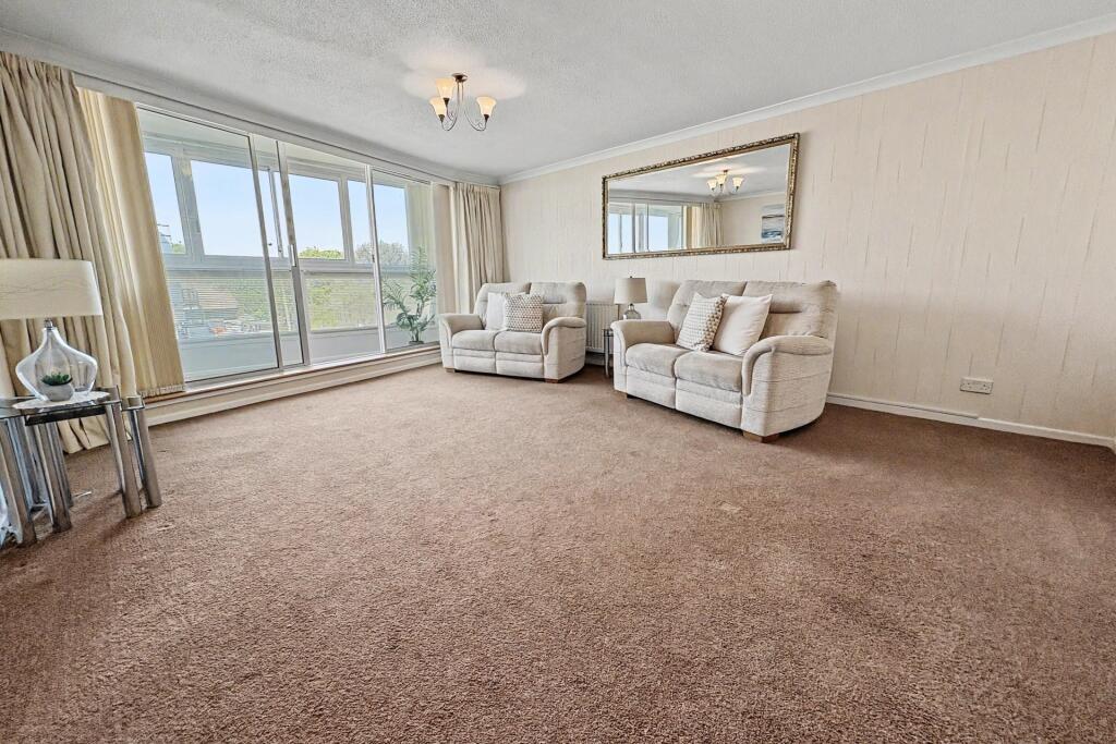 Southbourne photo 3