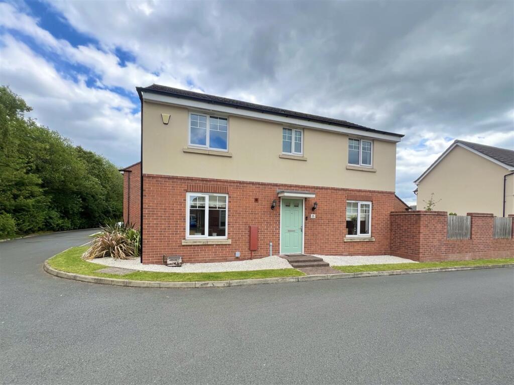 Main image of property: Dawn Close, Wollaston, Stourbridge