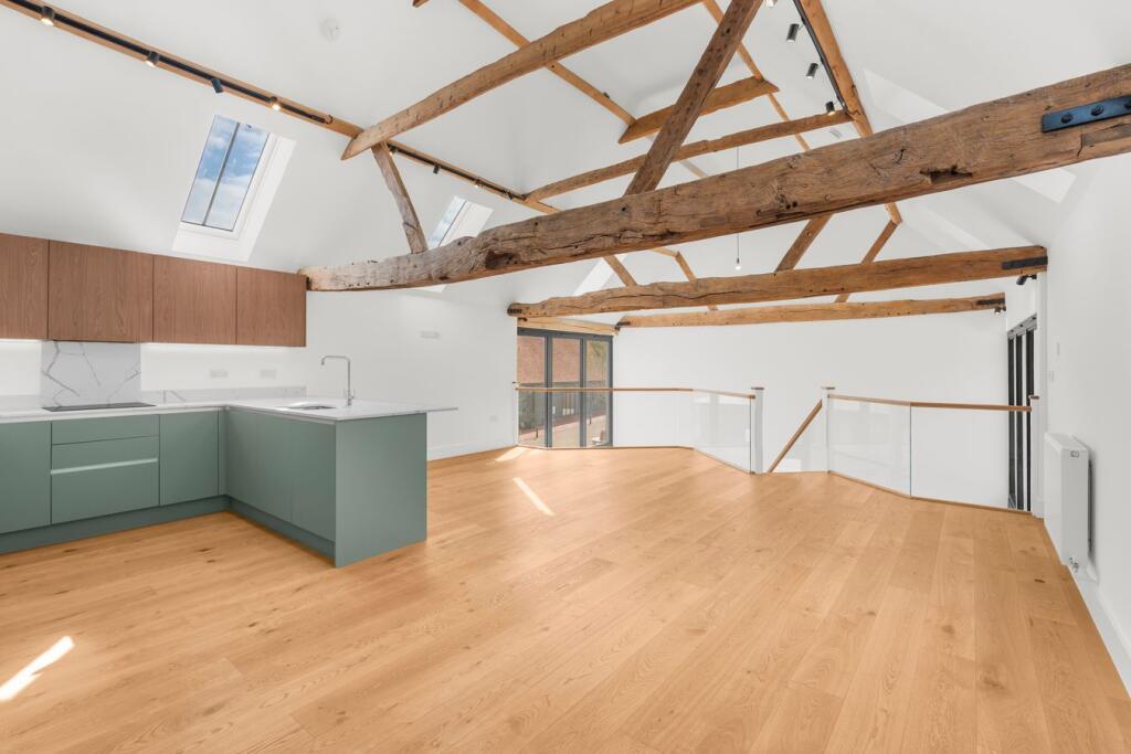 House in Uttlesford, Hatfield Heath - View 3