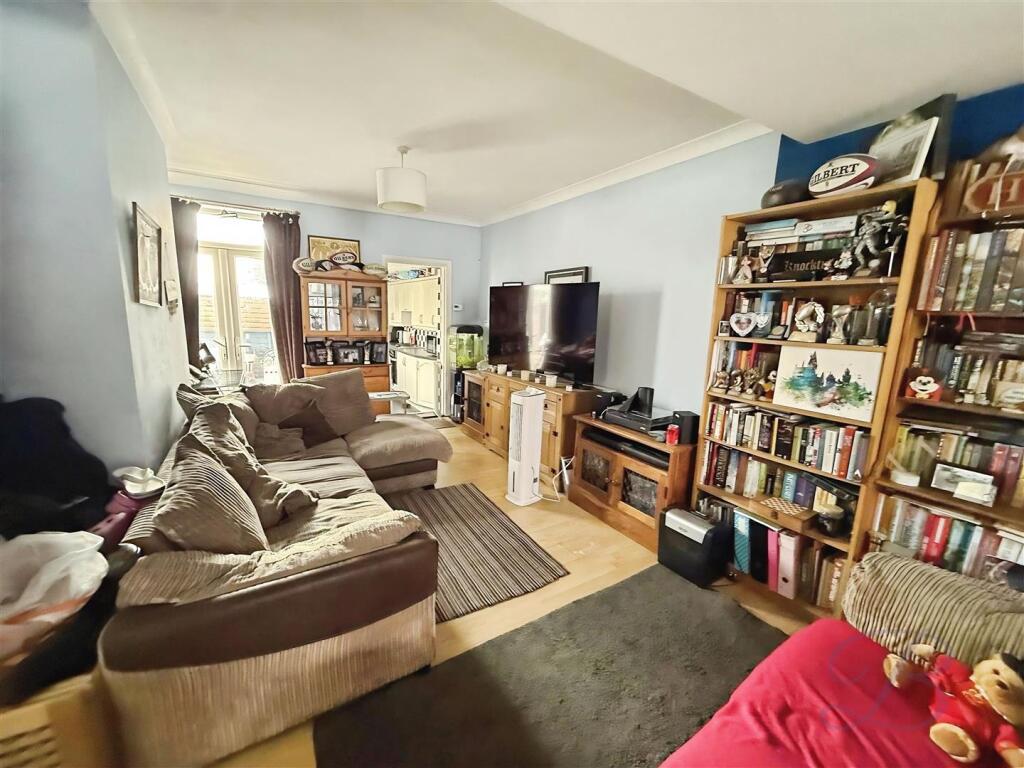 House in Nottingham - View 4