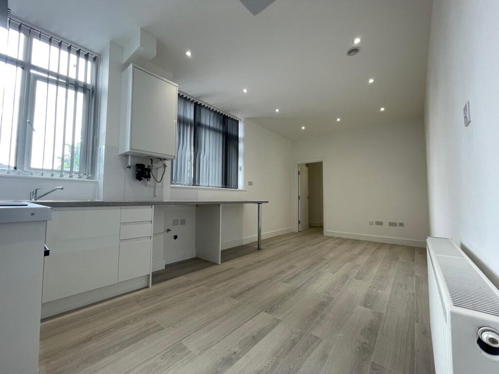 Main image of property: Carters Green, WEST BROMWICH