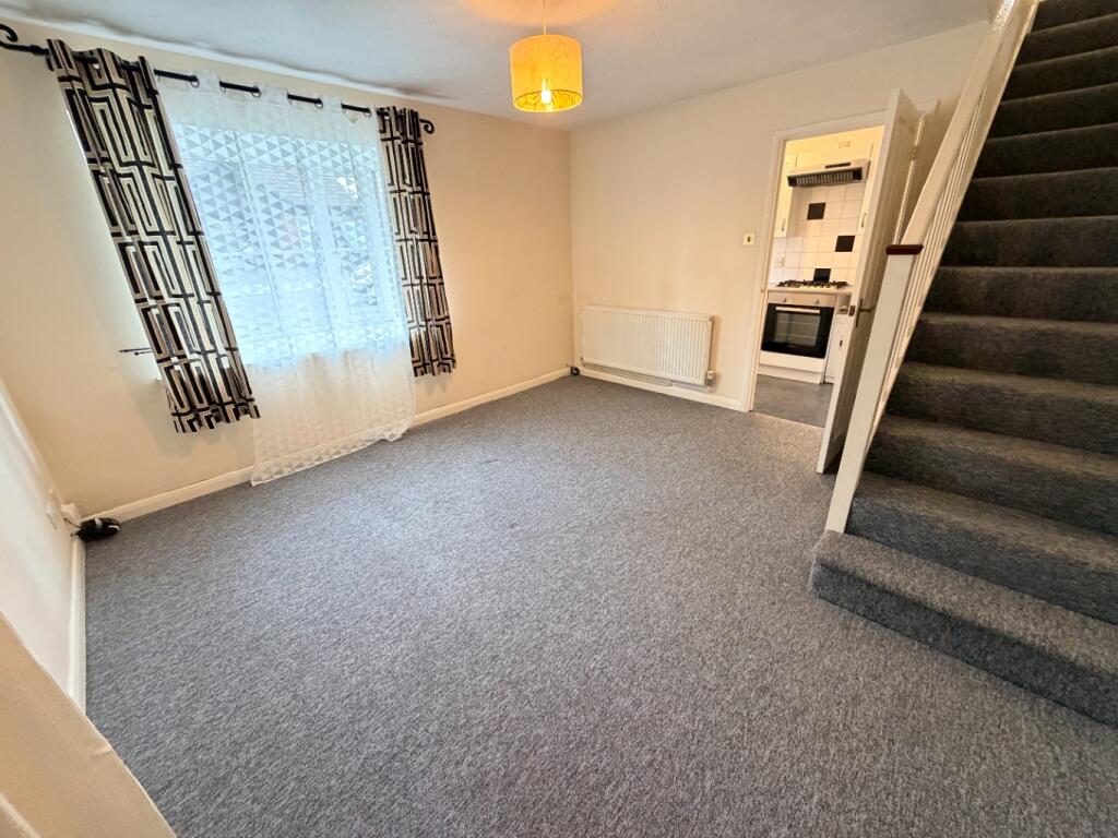 Farrow Close, Luton photo 5