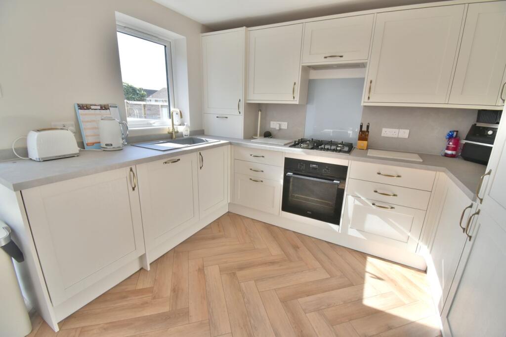 House in Ferndown - View 5