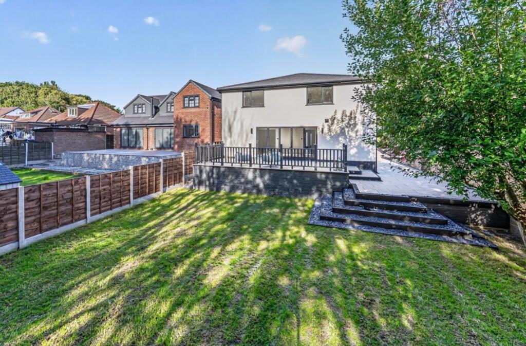 Main image of property: 5 Bedroom Detached - 2400sqft - Newly Extended - Luxury Open Plan Living