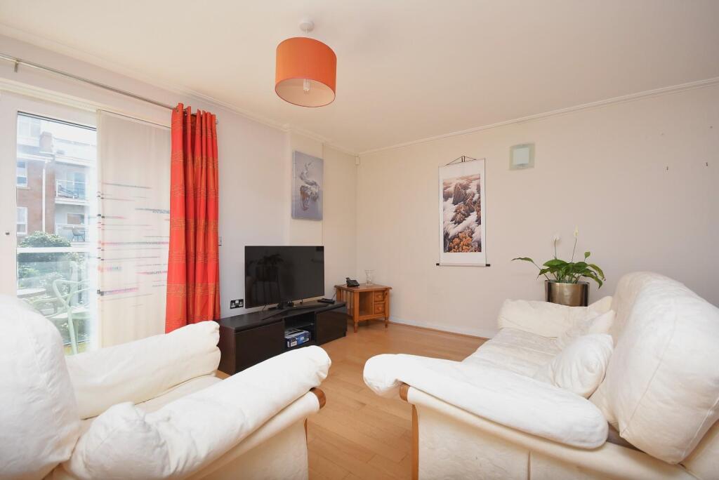 99 Capri House, Lynton Court, Chandlery Way, Cardiff, CF10 5NG - View 3