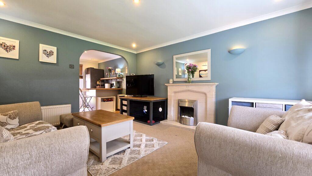 House in Glasgow, East Dunbartonshire - View 3
