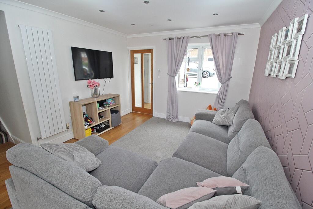Larkway, Flitwick photo 3