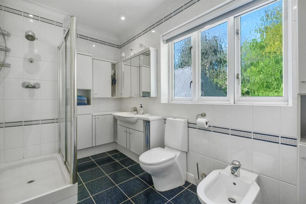 Additional image 31 of Selwyn Walk, Little Aston, Sutton Coldfield