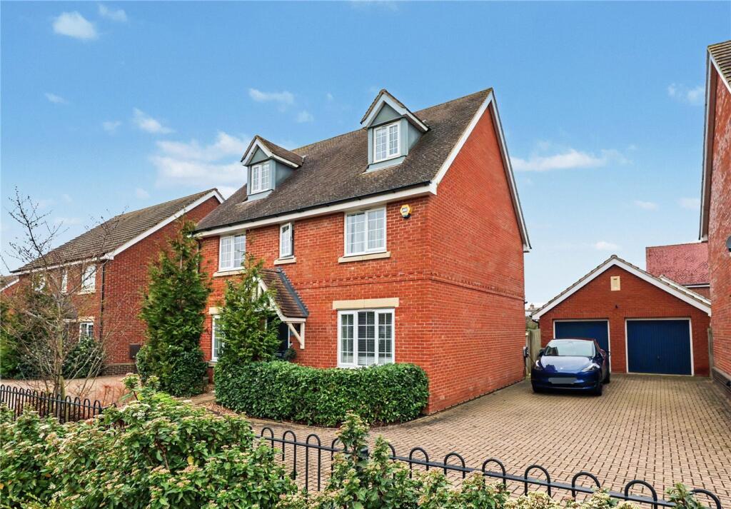 5-bed detached on Colossus Way, Costessey, Norwich, Norfolk, NR5, £425,000