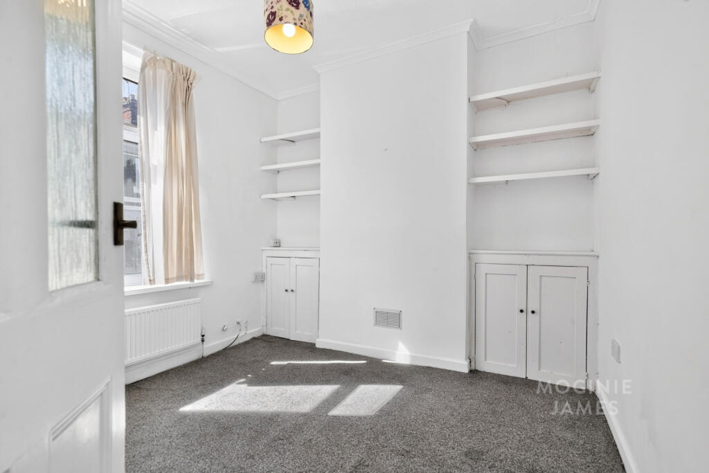 House in Cardiff, Roath - View 4