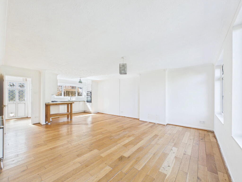 House in Torquay - View 4