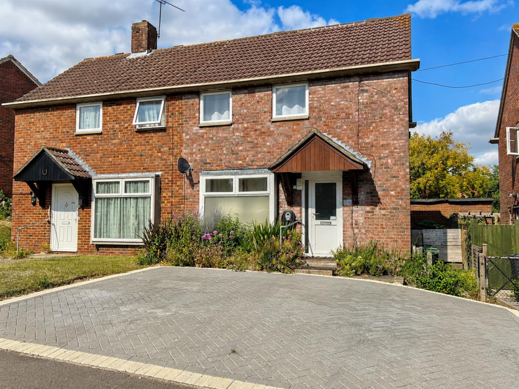 Main image of property: Kelvin Hill, Basingstoke