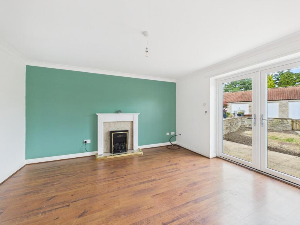 House in York - View 3
