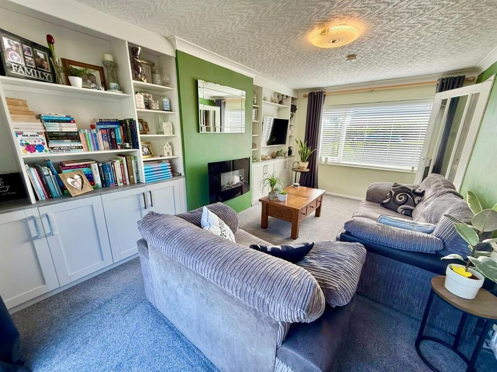 Park Drive, Deganwy, Conwy photo 4