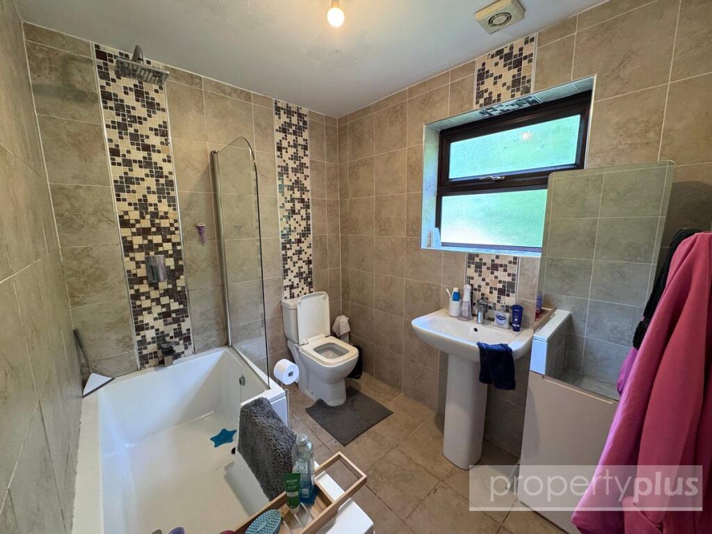 House in Bridgend, Ogmore Valley - More