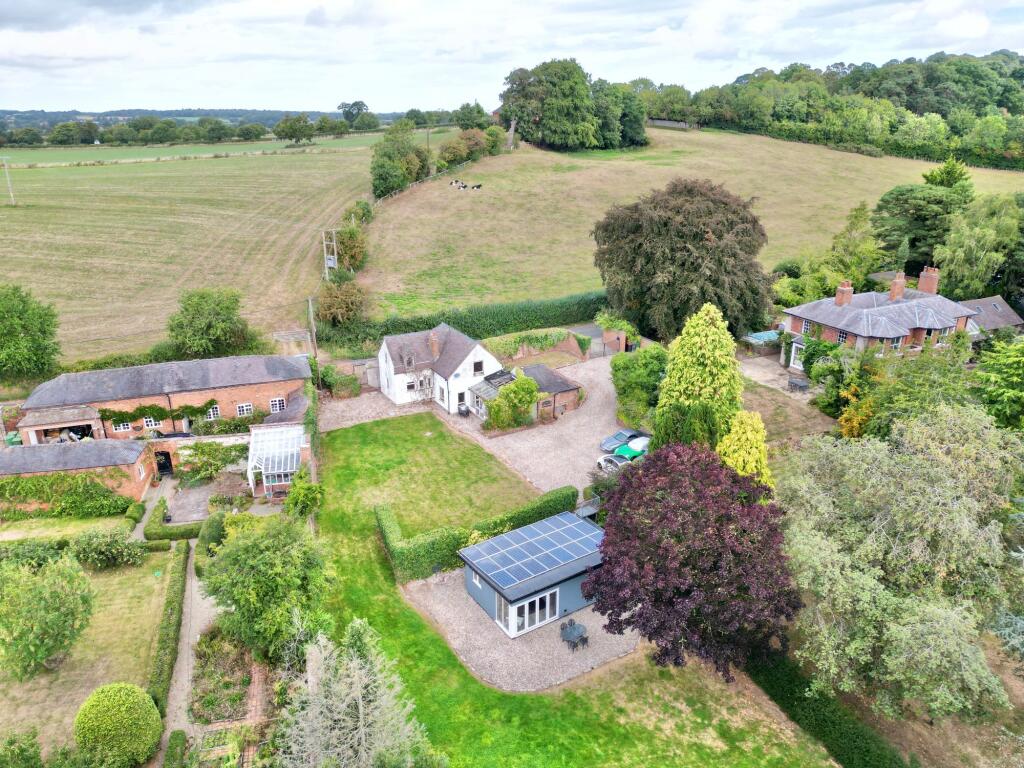 Main image of property: Newport Road, Edgmond, TF10