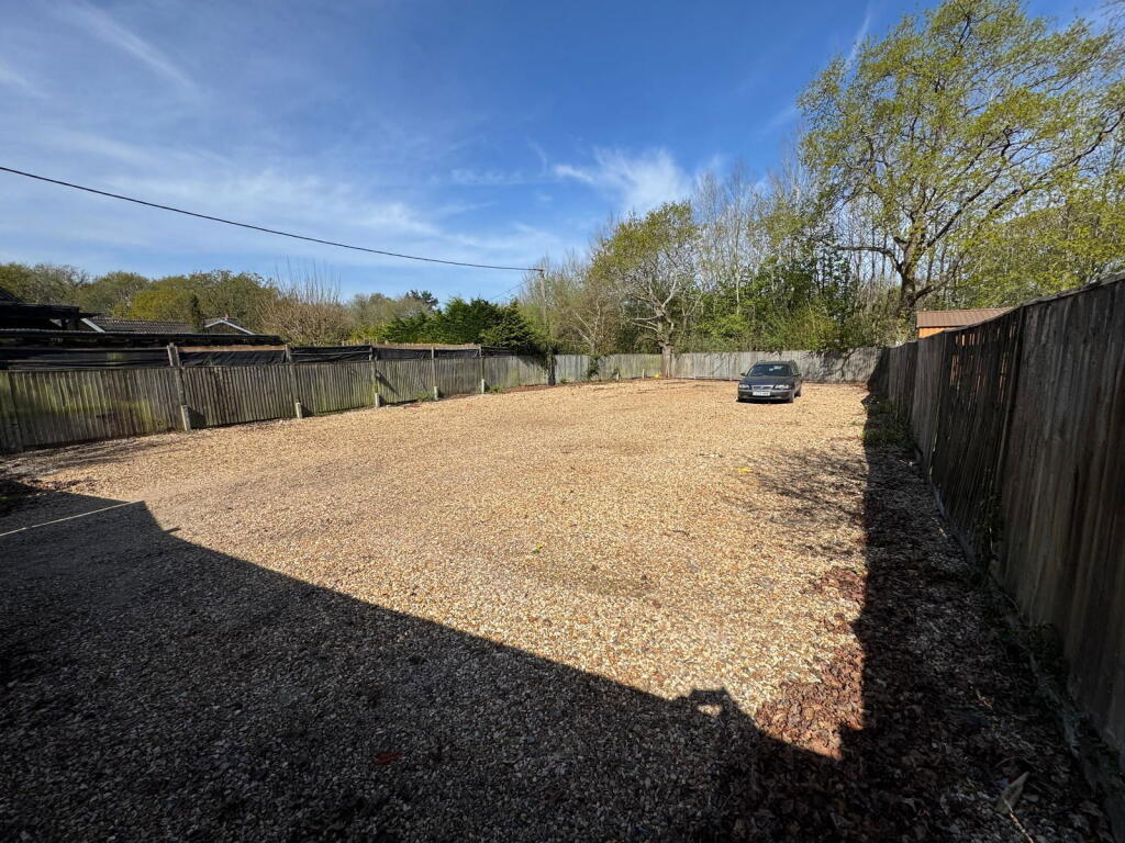 Old School Road, Hook, RG27 9NJ - View 3