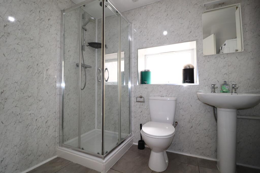 House in Cardiff, Cardiff International Sports Village, Grangetown - View 4