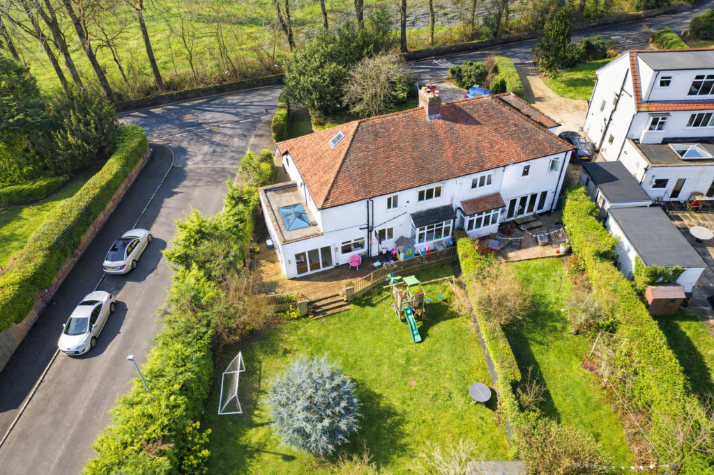House in Wirral, Newton - View 2