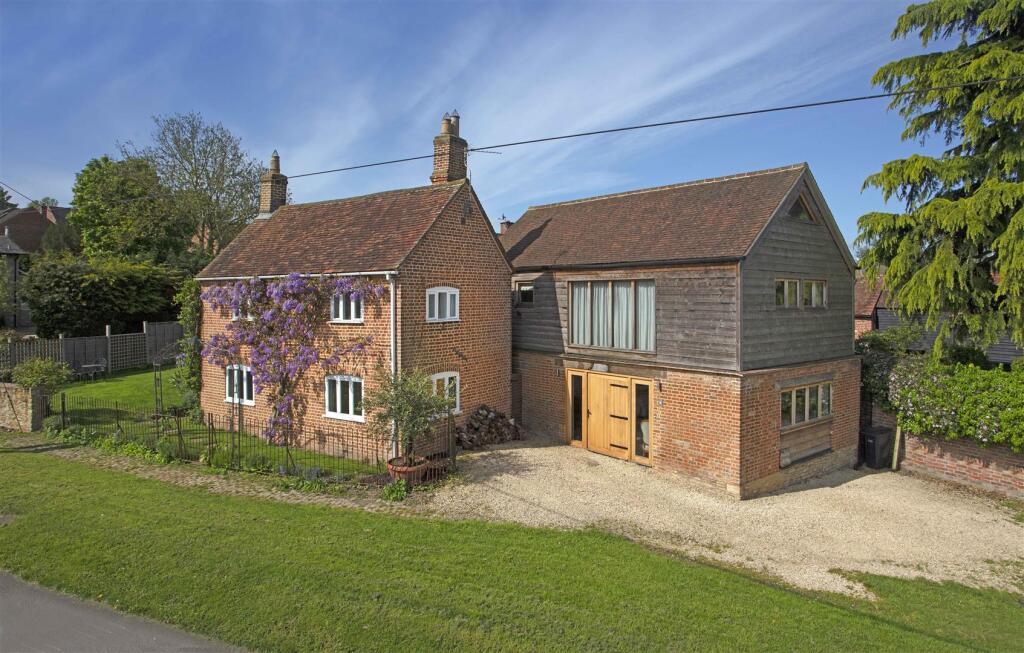 Main image of property: Tetsworth, Oxfordshire