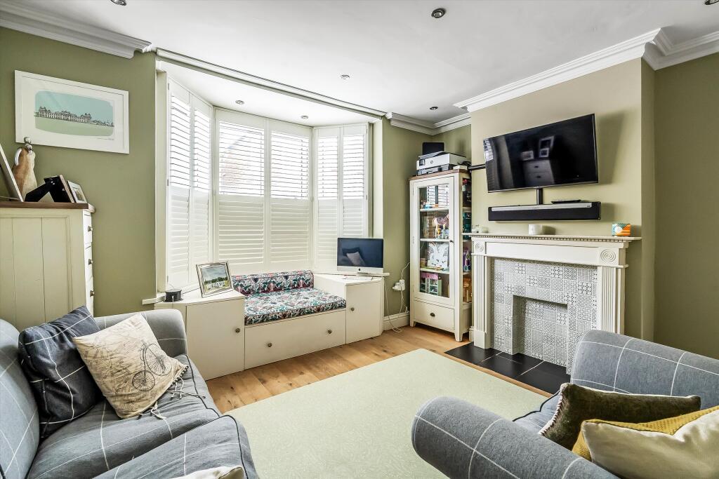 House in Guildford - View 5